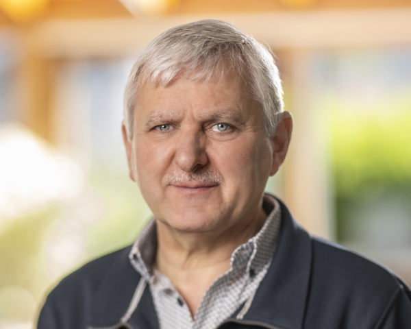 Reinhard Hilmes