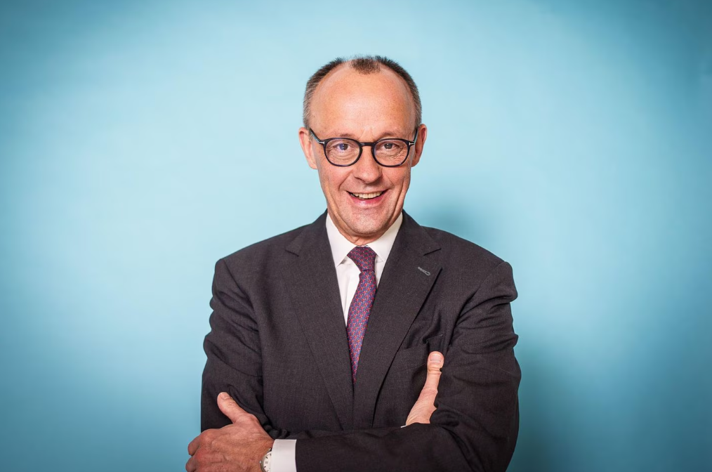 Dr.  Friedrich  Merz